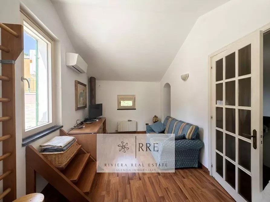 Immagine 33 di Villa in vendita  in via Gandolfi a Boissano