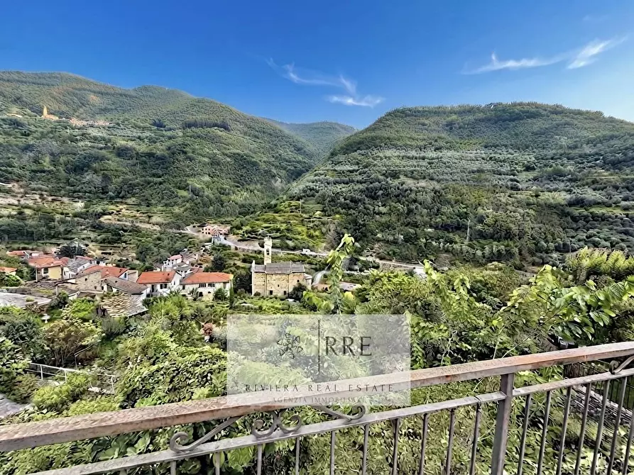 Immagine 3 di Casa indipendente in vendita  in via Costa Fraz.Lavina a Aquila D'arroscia