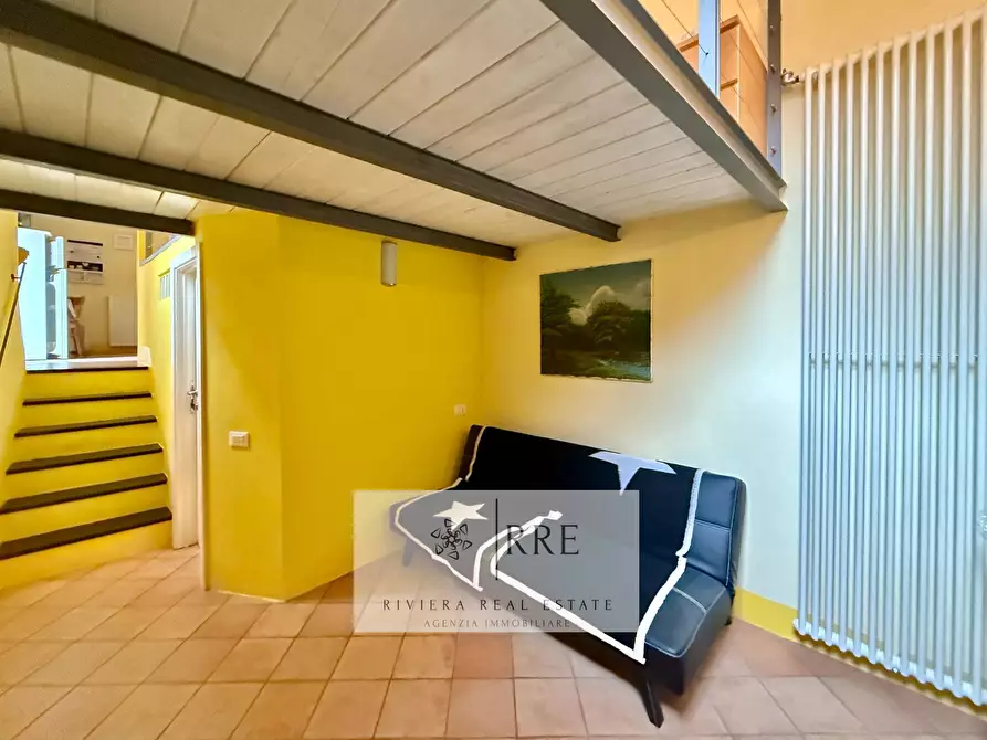 Immagine 18 di Appartamento in vendita  in corso Mario Ponzoni a Armo