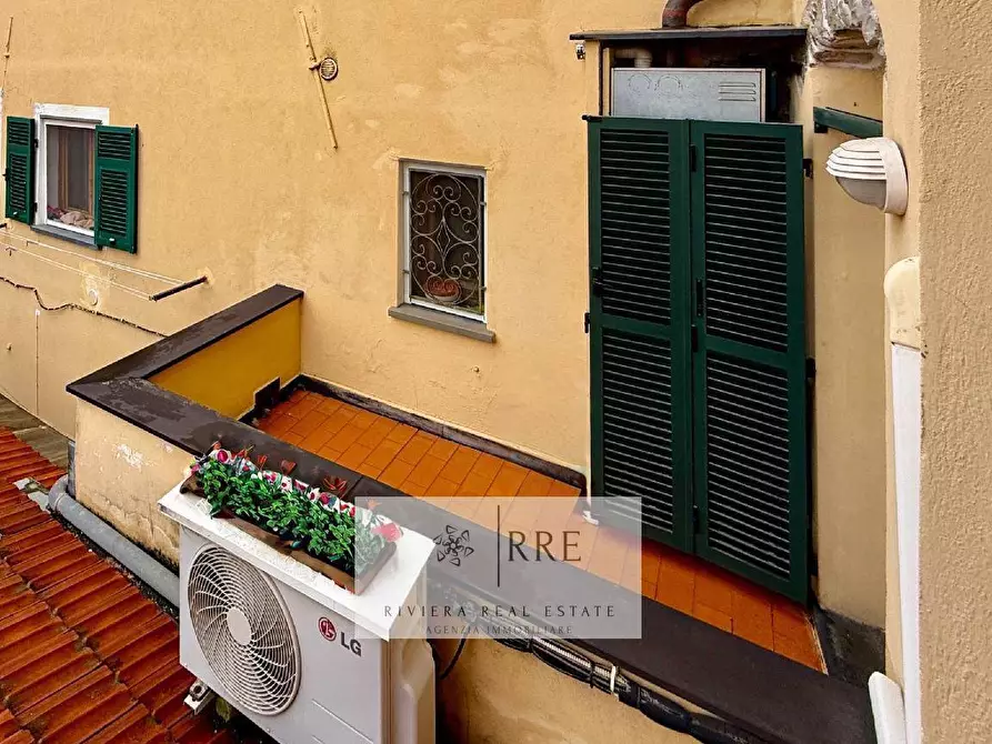 Immagine 3 di Appartamento in vendita  in corso Mario Ponzoni a Armo