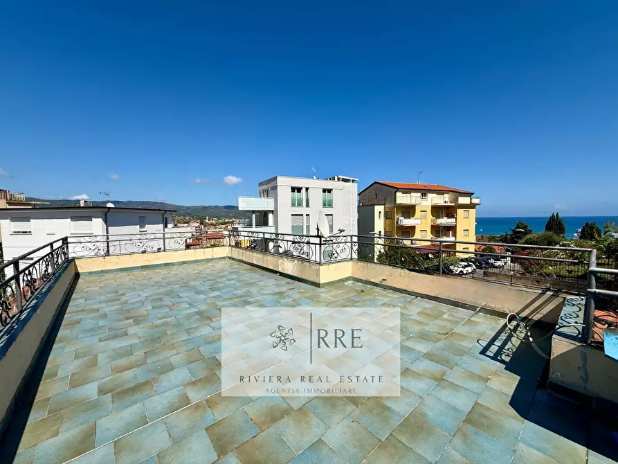 Immagine 10 di Villa in vendita  in via Sant'Elmo a Diano Arentino