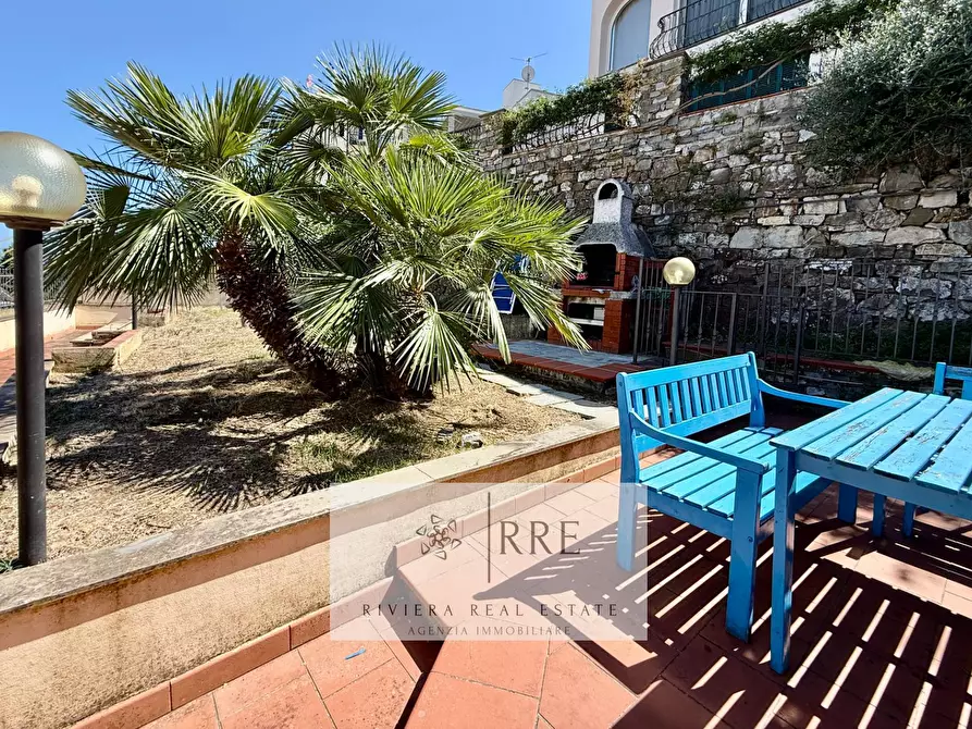 Immagine 7 di Villa in vendita  in via Sant'Elmo a Diano Arentino