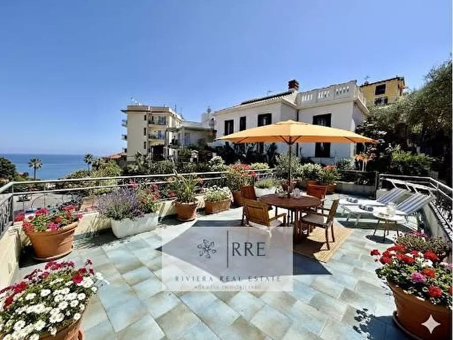 Immagine 3 di Villa in vendita  in via Sant'Elmo a Diano Arentino