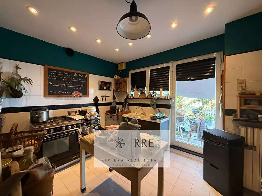 Immagine 17 di Villa in vendita  in via Costa Lupara a Alassio