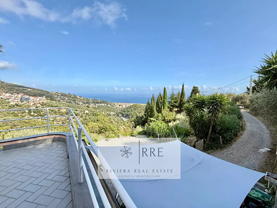 Immagine 31 di Villa in vendita  in via Costa Lupara a Alassio