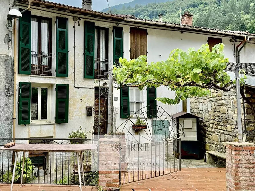 Immagine 7 di Casa indipendente in vendita  in via Costa Fraz.Lavina a Aquila D'arroscia