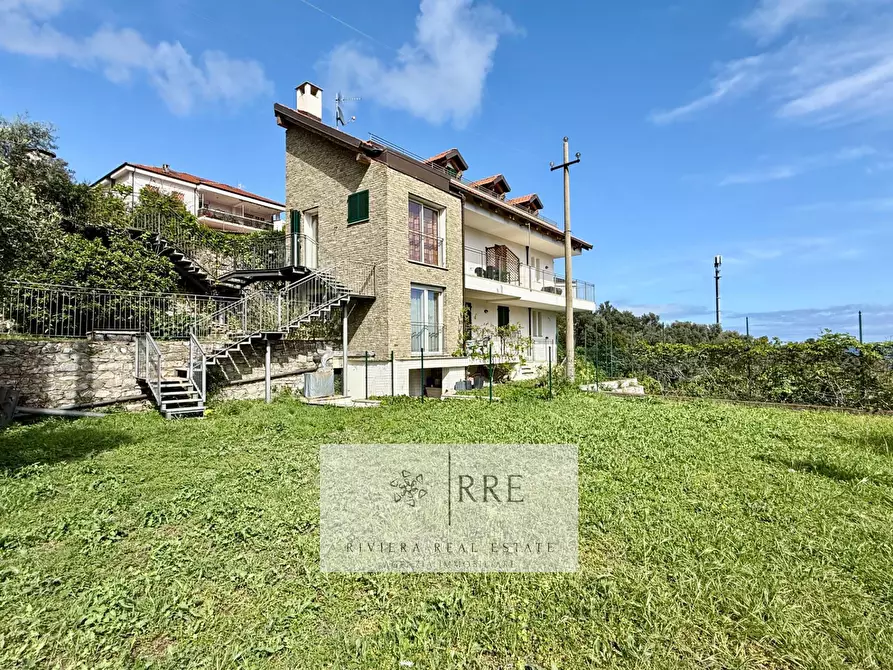 Immagine 17 di Appartamento in vendita  in via Valbona a Alassio