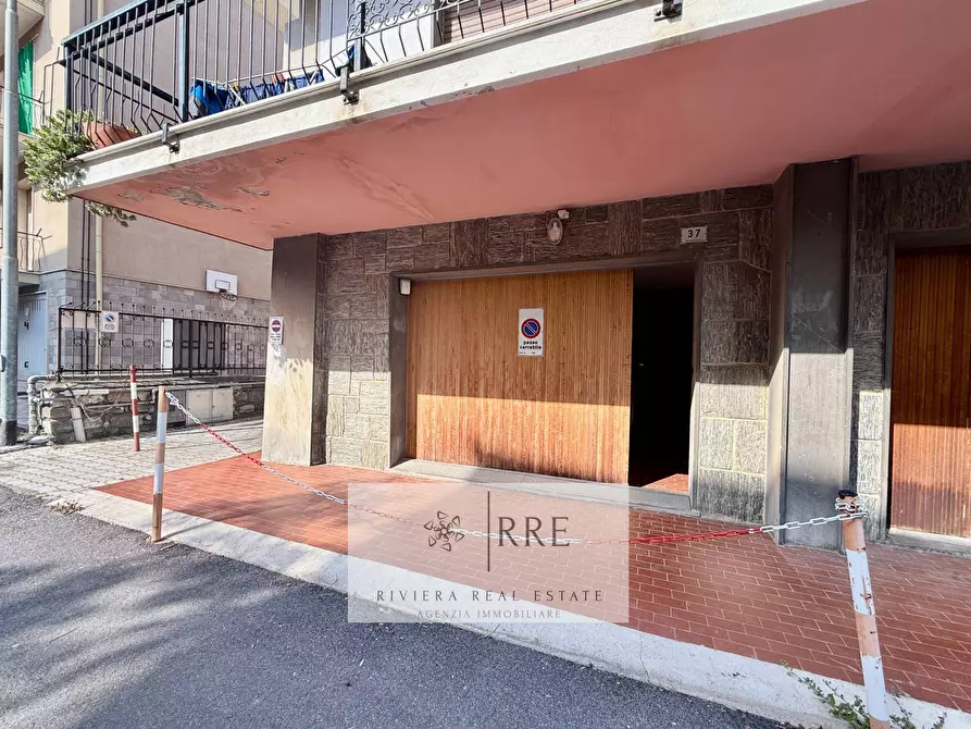 Immagine 25 di Appartamento in vendita  in via Bavera a Alassio