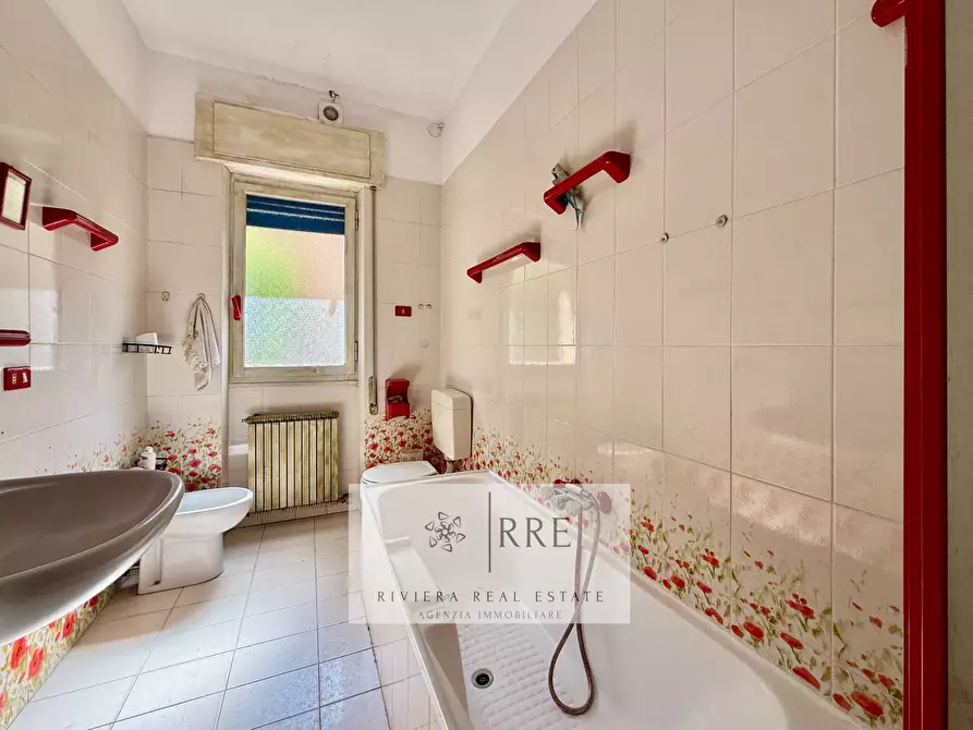 Immagine 11 di Appartamento in vendita  in via Accame a Giustenice