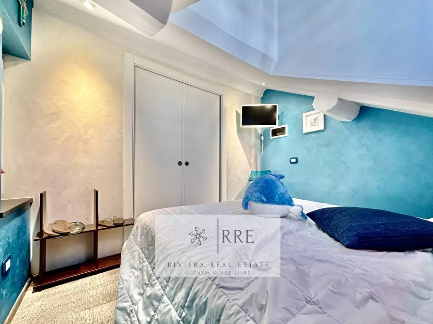 Immagine 18 di Appartamento in vendita  in via Garibaldi a Loano