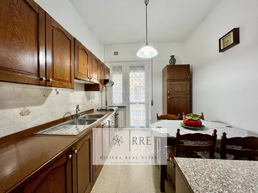 Immagine 7 di Appartamento in vendita  in Via Giacomo Puccini a Albenga