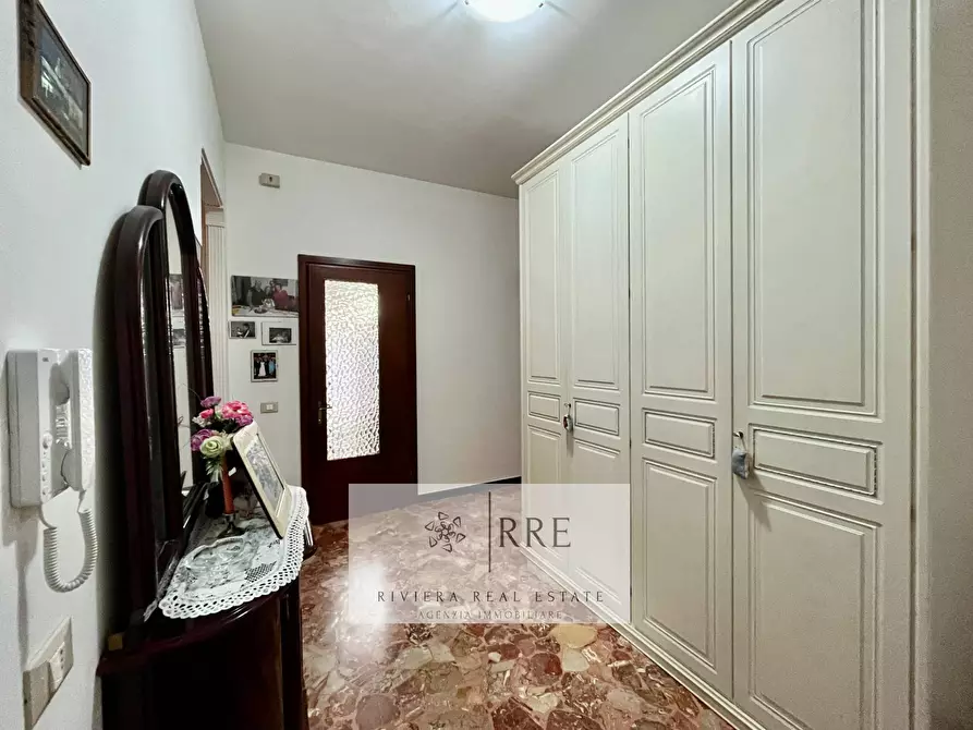 Immagine 15 di Appartamento in vendita  in Via Giacomo Puccini a Albenga