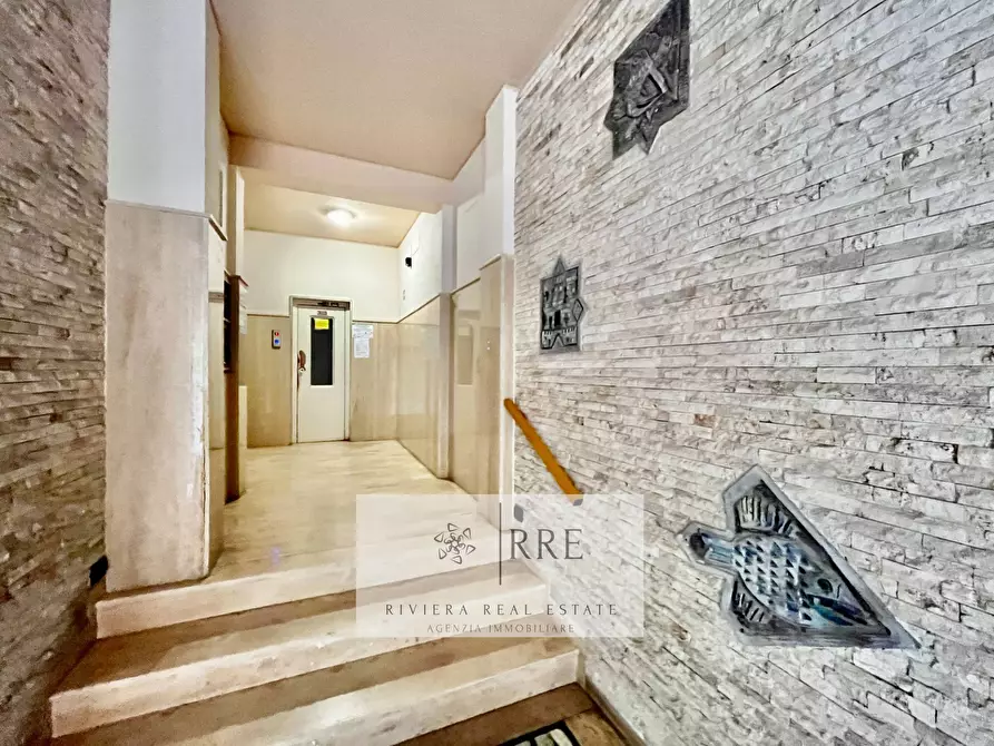 Immagine 19 di Appartamento in vendita  in Via Giacomo Puccini a Albenga