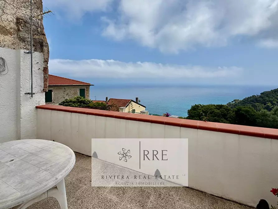 Immagine 1 di Appartamento in vendita  in frazione Rollo a Balestrino