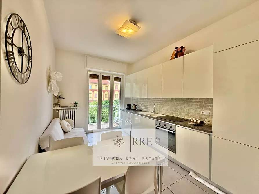 Immagine 1 di Appartamento in vendita  in Via Aurelia Ovest a Loano