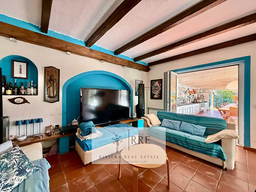 Immagine 30 di Villa in vendita  in dentro il Golf Club a Casanova Lerrone