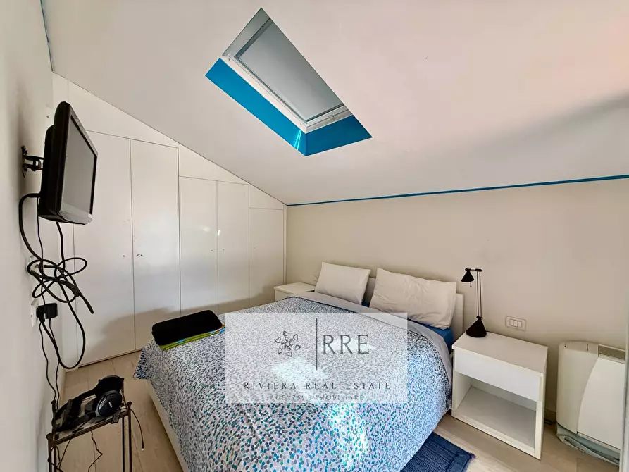 Immagine 45 di Villa in vendita  in dentro il Golf Club a Casanova Lerrone