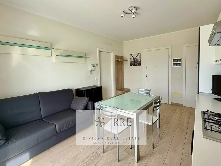 Immagine 5 di Appartamento in vendita  in Via Ugo la Malfa a Albenga