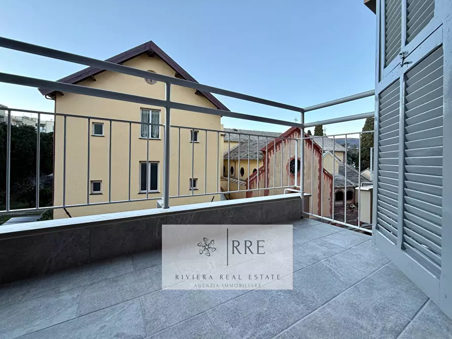 Immagine 17 di Appartamento in vendita  in via Aurelia a Loano