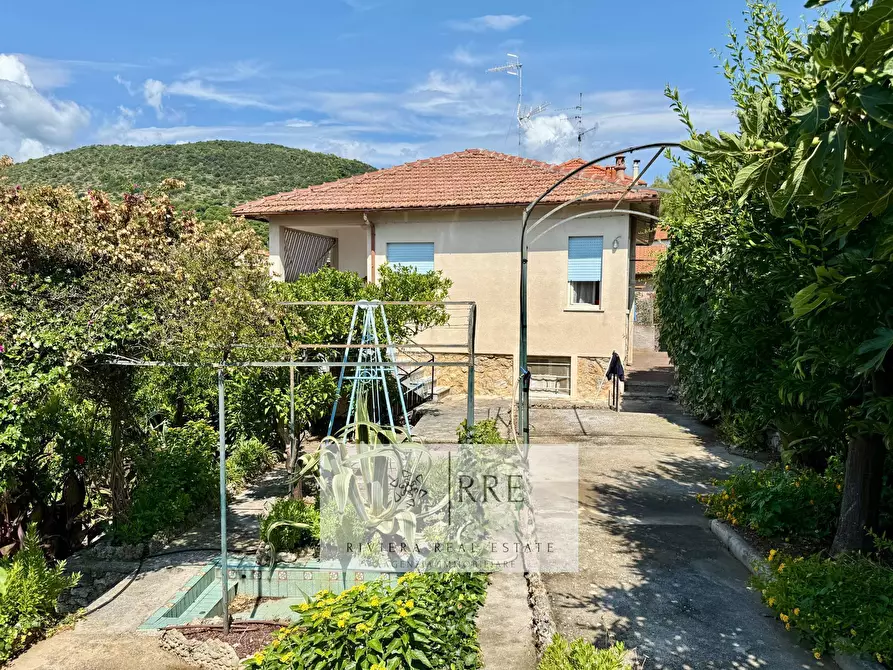 Immagine 2 di Villa in vendita  in Villaggio del Sole a Borgio Verezzi