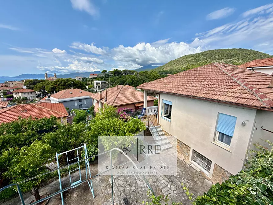 Immagine 12 di Villa in vendita  in Villaggio del Sole a Borgio Verezzi