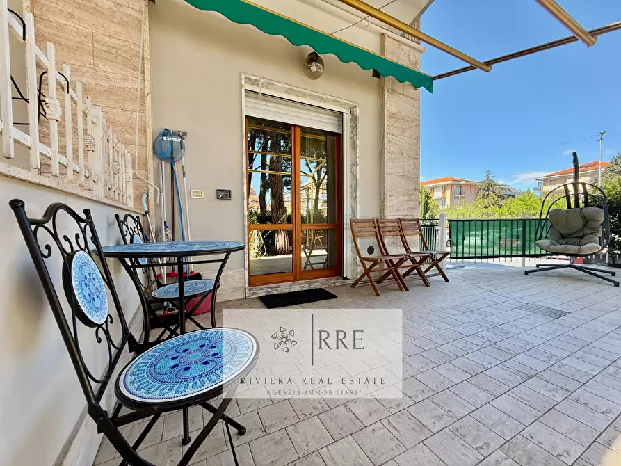 Immagine 14 di Appartamento in vendita  in via Aurelia a Loano