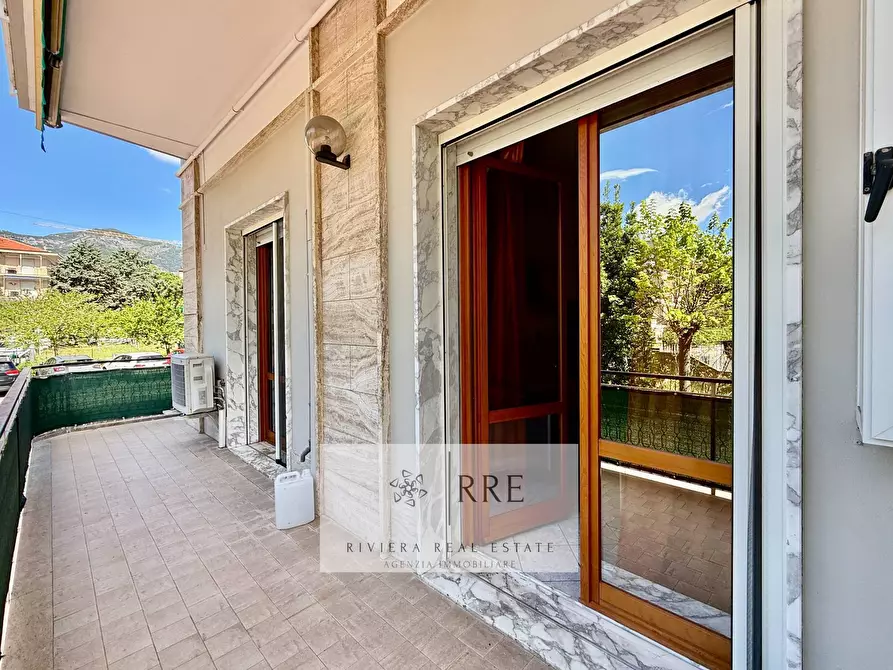 Immagine 18 di Appartamento in vendita  in via Aurelia a Loano