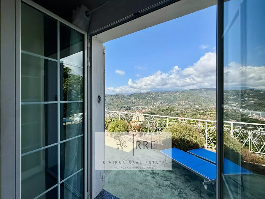 Immagine 24 di Villa in vendita  in alle Cascine a Imperia