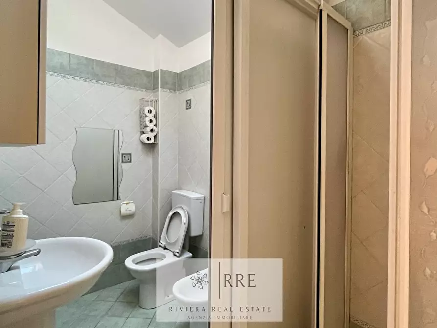 Immagine 7 di Appartamento in vendita  in località Piazza a Andora