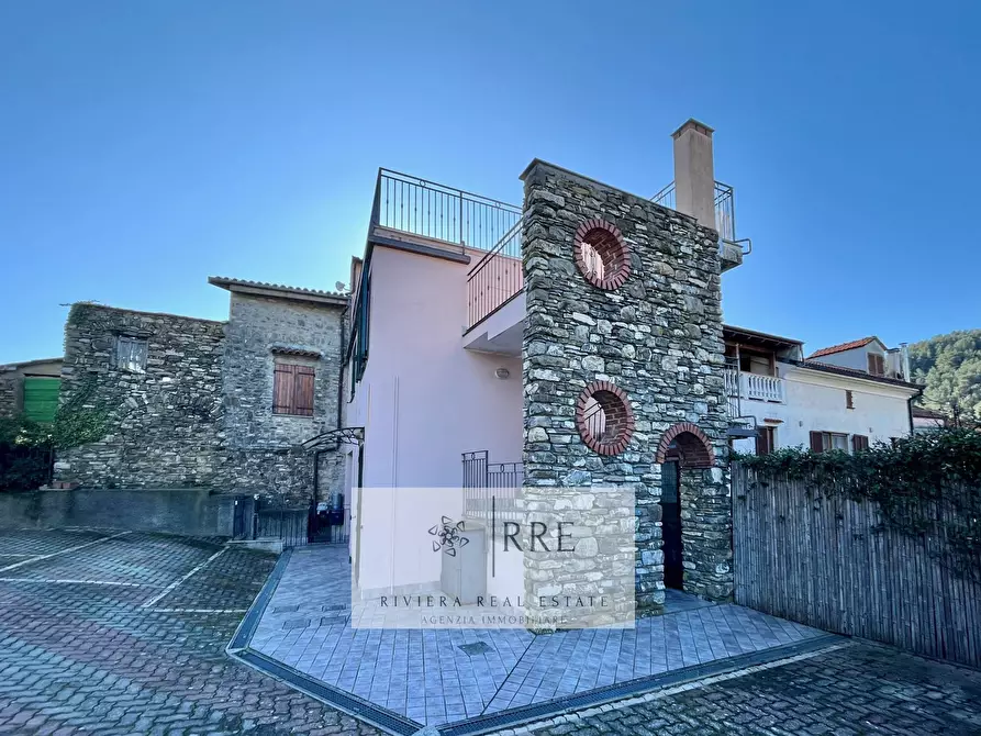 Immagine 2 di Appartamento in vendita  in località Piazza a Andora