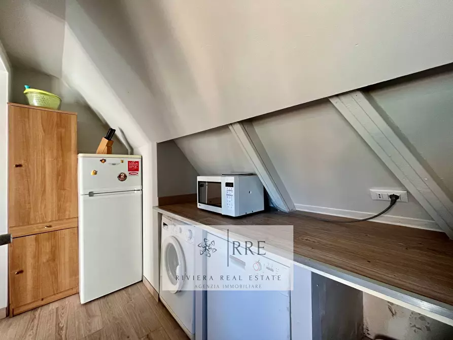 Immagine 15 di Appartamento in vendita  in via Aurelia a Loano