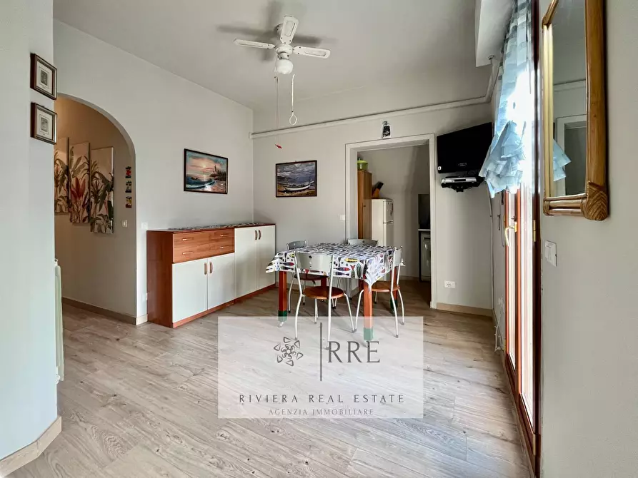 Immagine 8 di Appartamento in vendita  in via Aurelia a Loano