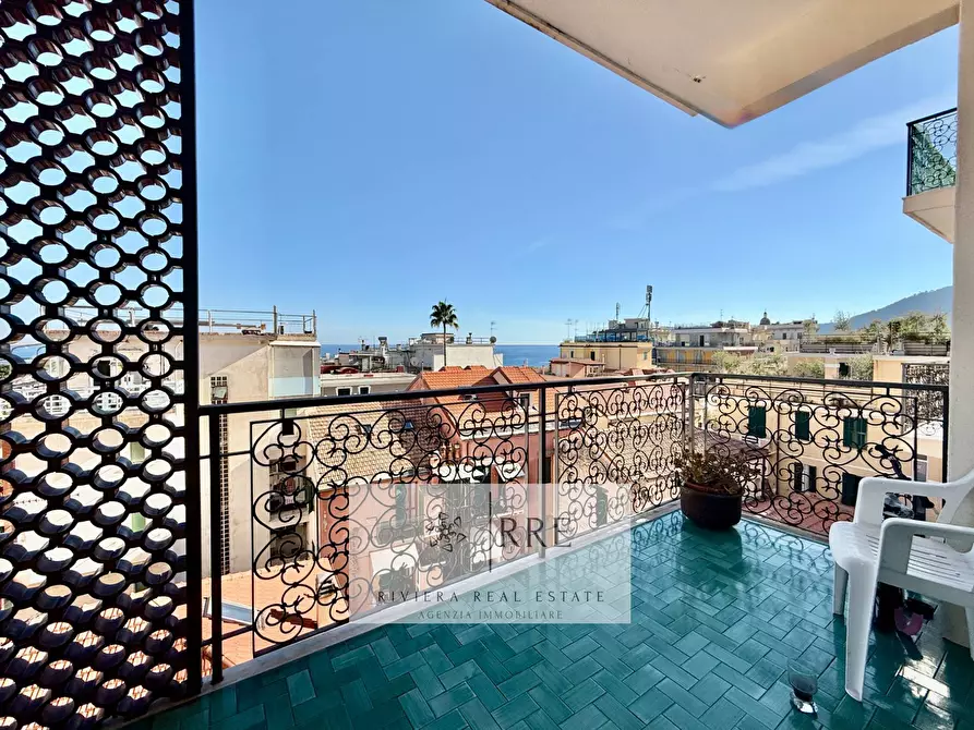 Immagine 4 di Appartamento in vendita  in Borgo Coscia a Alassio