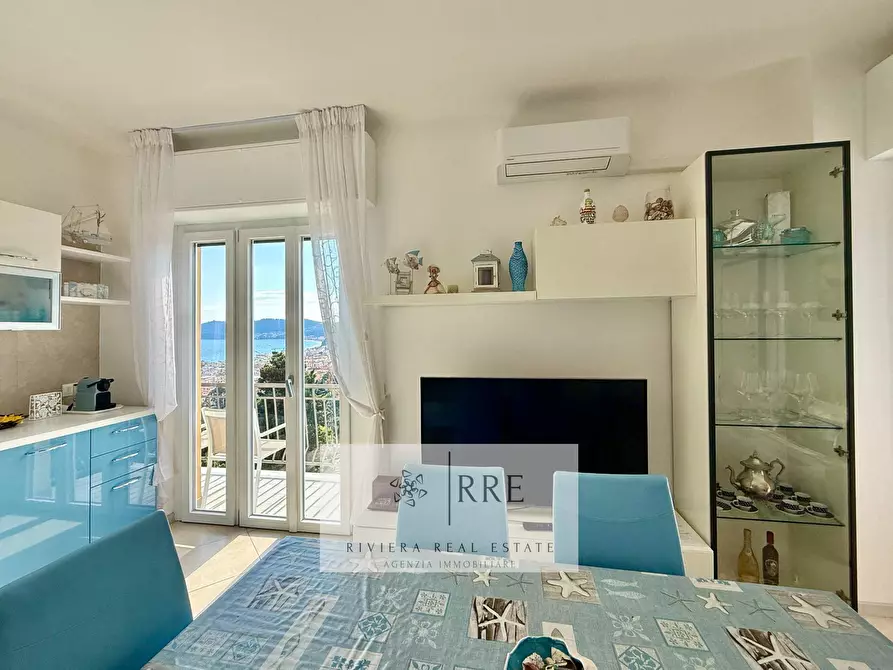 Immagine 4 di Appartamento in vendita  in via Rangè a Alassio