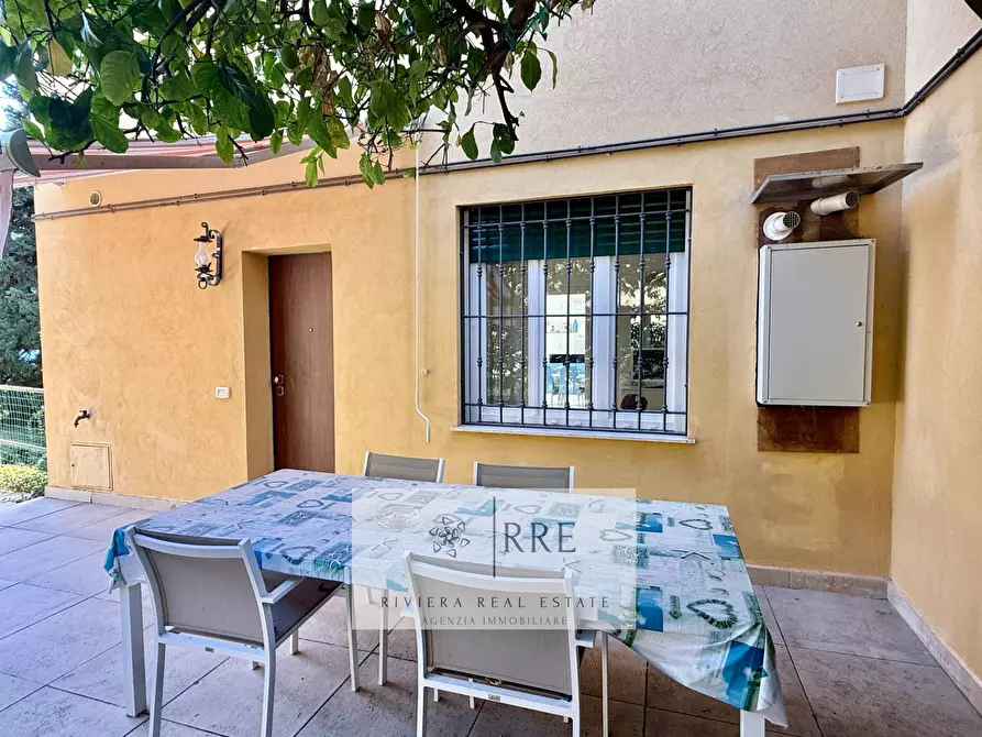 Immagine 27 di Appartamento in vendita  in via Rangè a Alassio