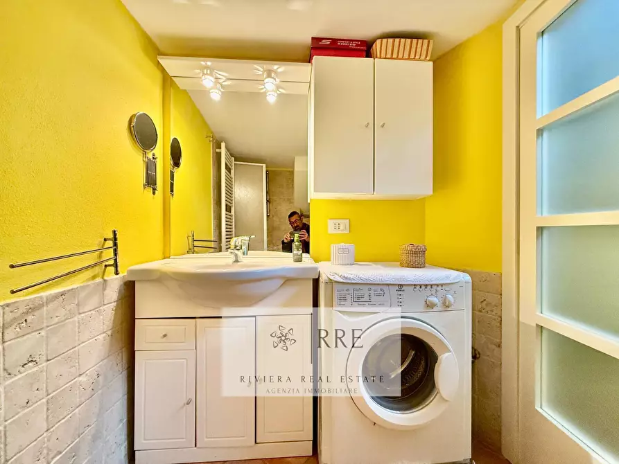 Immagine 21 di Appartamento in vendita  in corso Mario Ponzoni a Armo