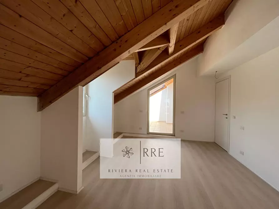Immagine 7 di Attico in vendita  in via Valbona a Alassio