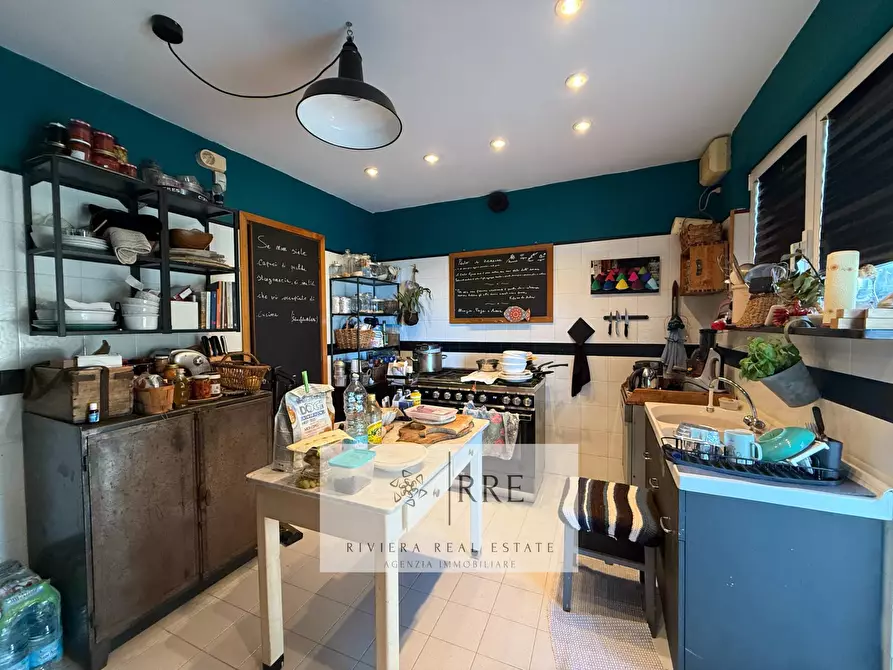 Immagine 15 di Villa in vendita  in via Costa Lupara a Alassio