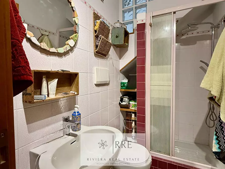 Immagine 18 di Villa in vendita  in via Costa Lupara a Alassio