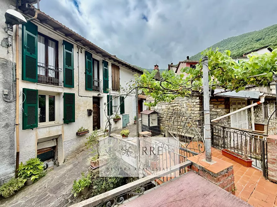 Immagine 5 di Casa indipendente in vendita  in via Costa Fraz.Lavina a Aquila D'arroscia