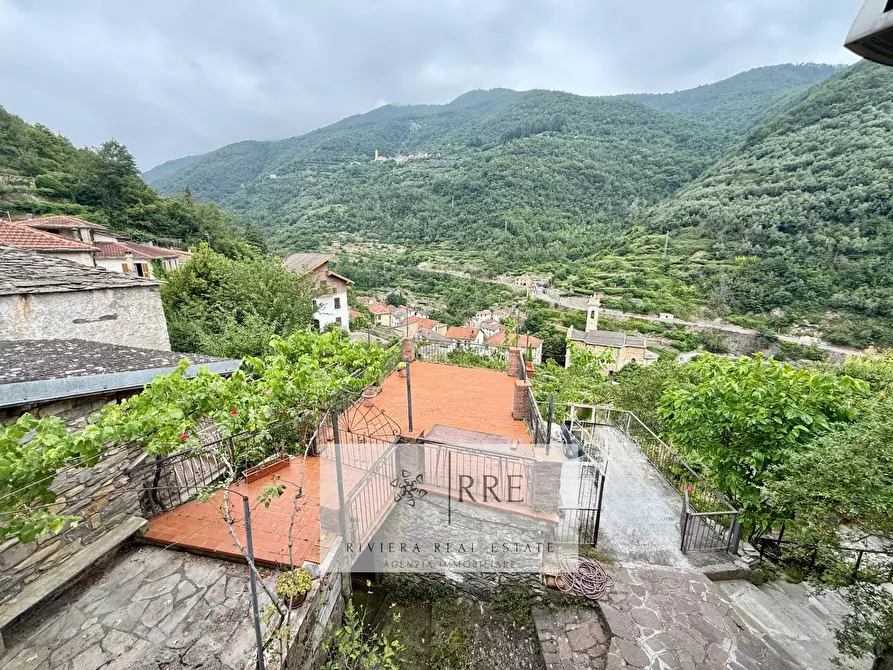 Immagine 25 di Casa indipendente in vendita  in via Costa Fraz.Lavina a Aquila D'arroscia