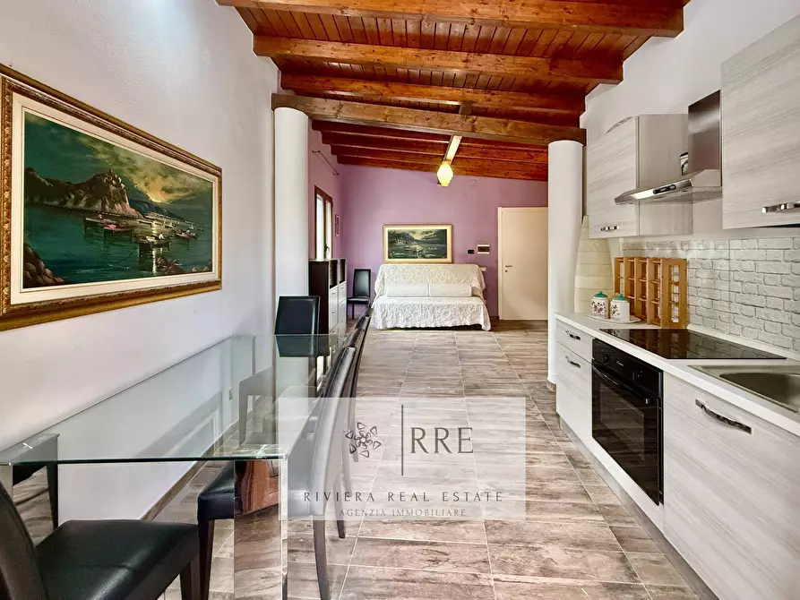 Immagine 3 di Appartamento in vendita  in via San Damiano a Andora