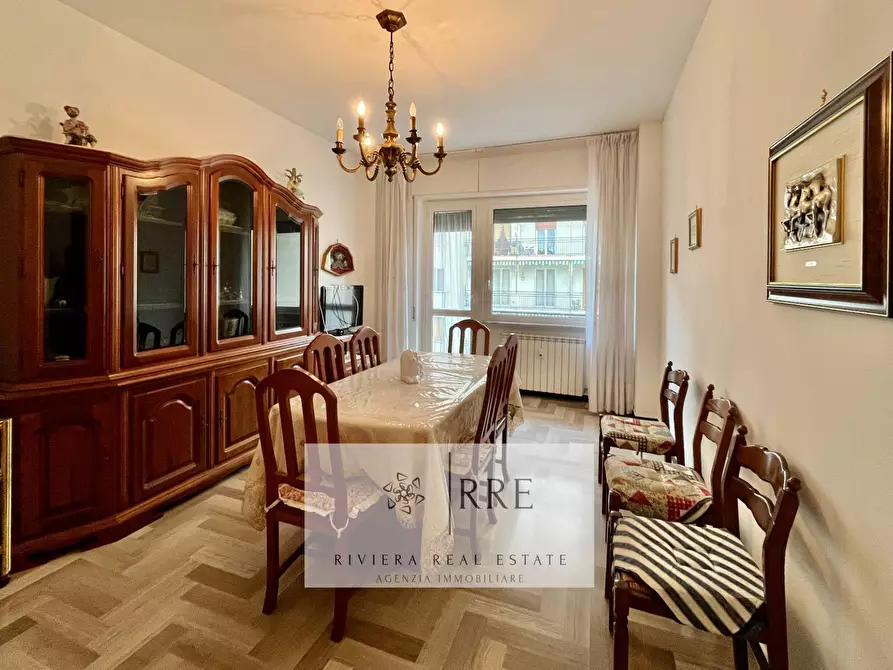 Immagine 5 di Appartamento in vendita  in Via Giacomo Puccini a Albenga