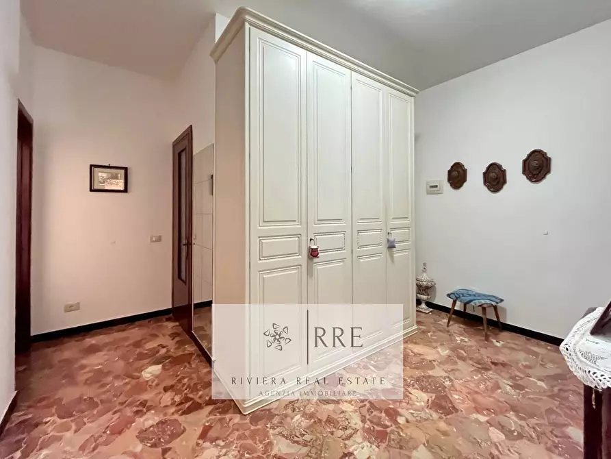 Immagine 14 di Appartamento in vendita  in Via Giacomo Puccini a Albenga