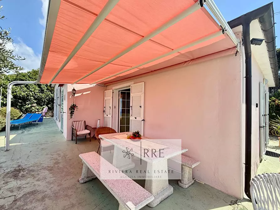 Immagine 30 di Villa in vendita  in alle Cascine a Imperia