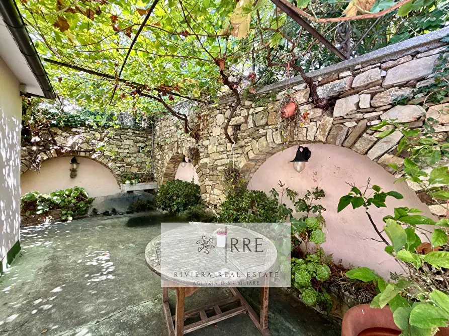 Immagine 34 di Villa in vendita  in alle Cascine a Imperia