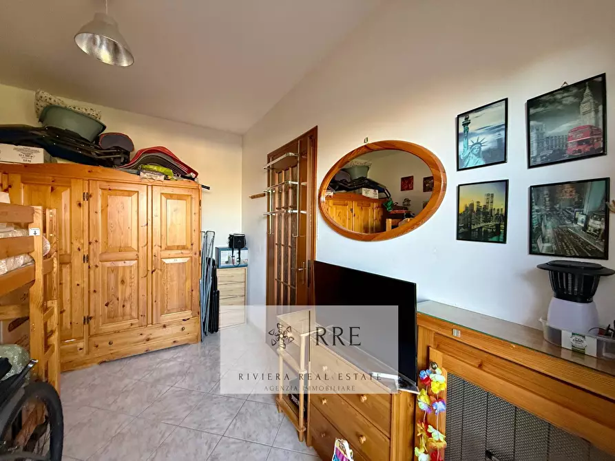 Immagine 10 di Appartamento in vendita  in via Valle d' Aosta a Albenga