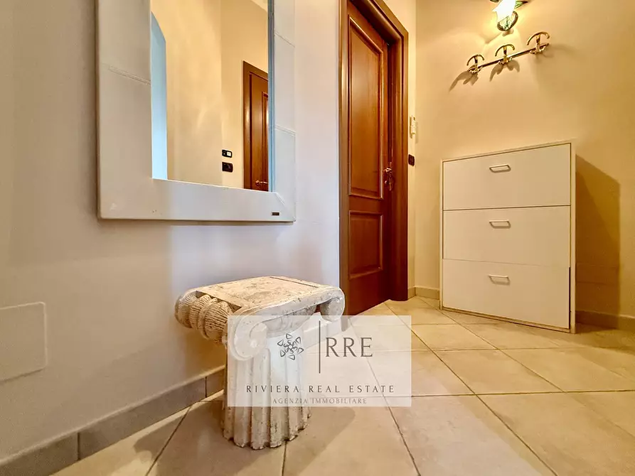 Immagine 20 di Appartamento in vendita  in zona Poeti a Loano