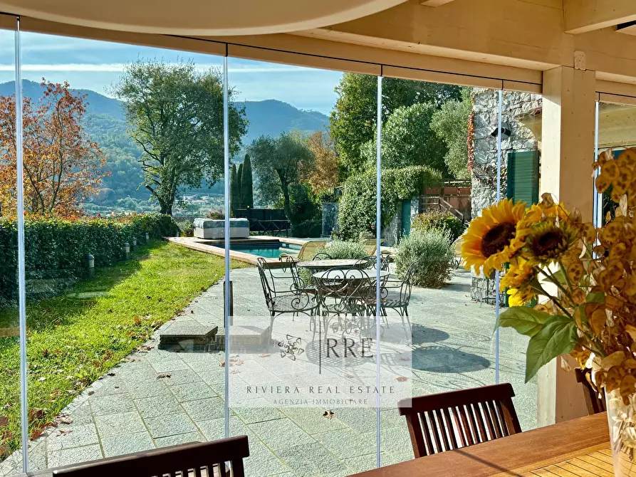 Immagine 12 di Villa in vendita  in dentro il Golf Club a Casanova Lerrone