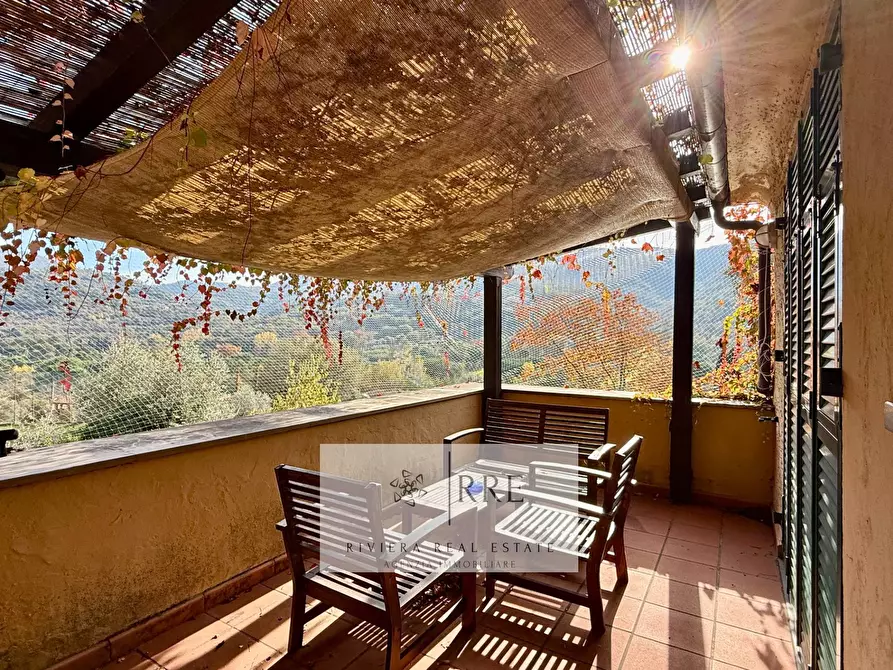 Immagine 50 di Villa in vendita  in dentro il Golf Club a Casanova Lerrone